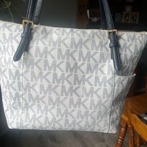 Michael Kors White and Navy Signature Logo Tote